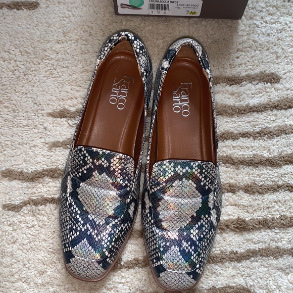Used once snake print shoes - Picture 3 of 4